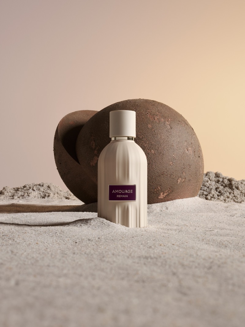 Amouage continúa explorando el tiempo con Essences