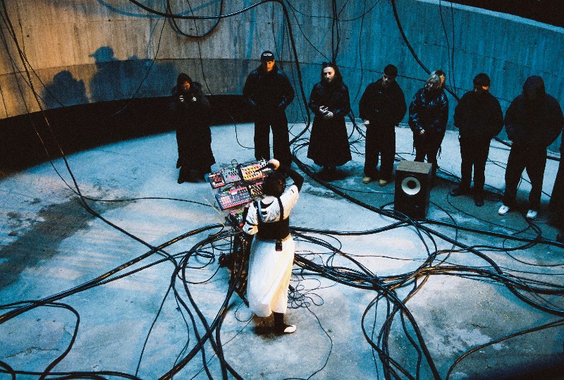 Bershka Music acompaña a Ela Minus en su sonido emocional