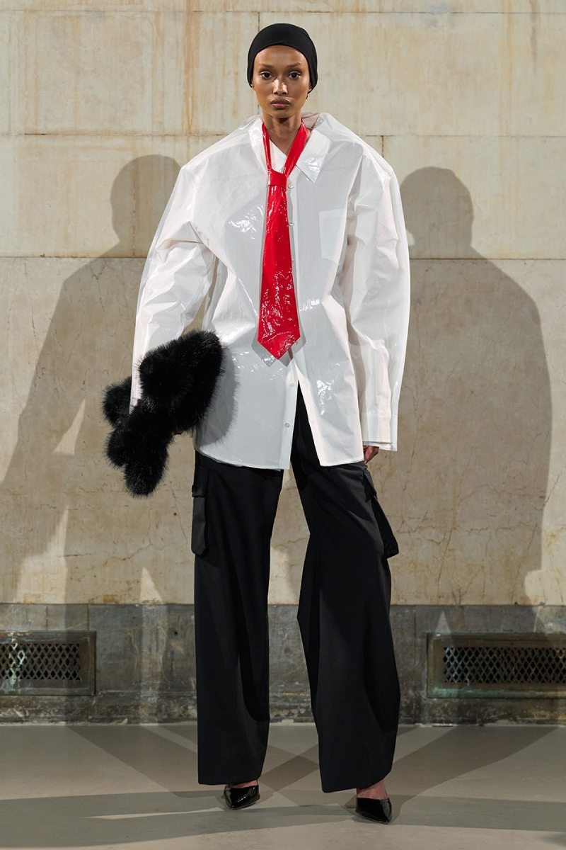 Rocky nos sigue vistiendo de motorcore y sastrería con Awge