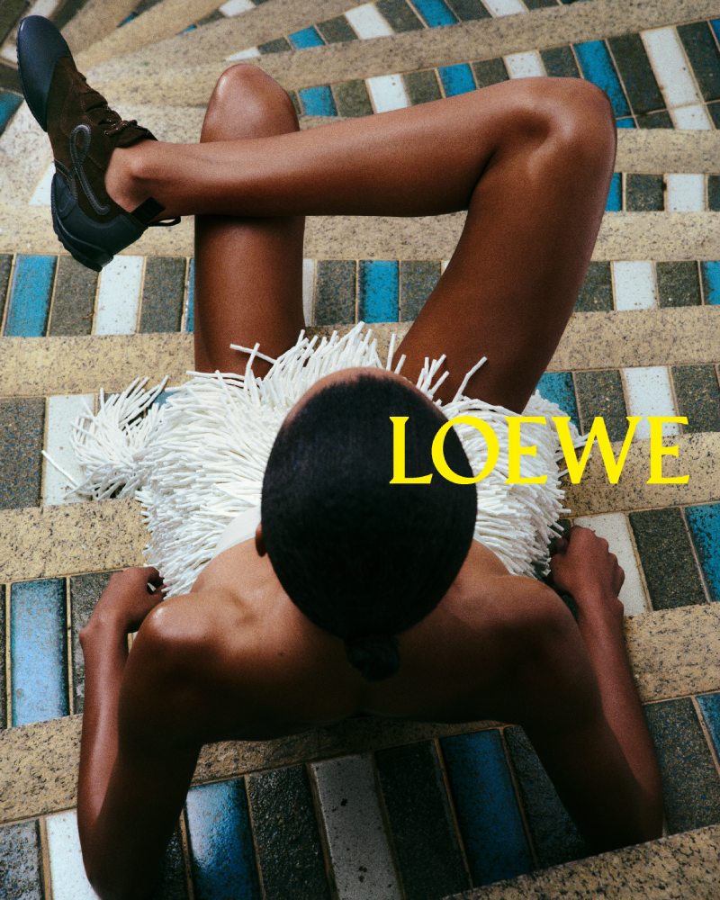 Así es la nueva era de Loewe que vimos en la campaña ss26