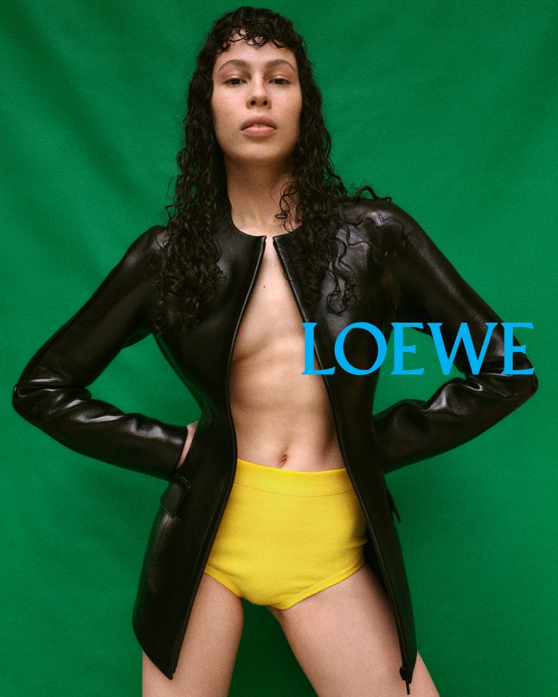 Así es la nueva era de Loewe que vimos en la campaña ss26