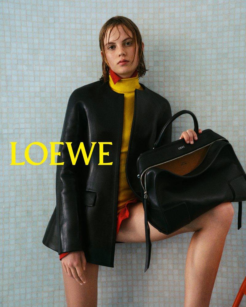 Así es la nueva era de Loewe que vimos en la campaña ss26