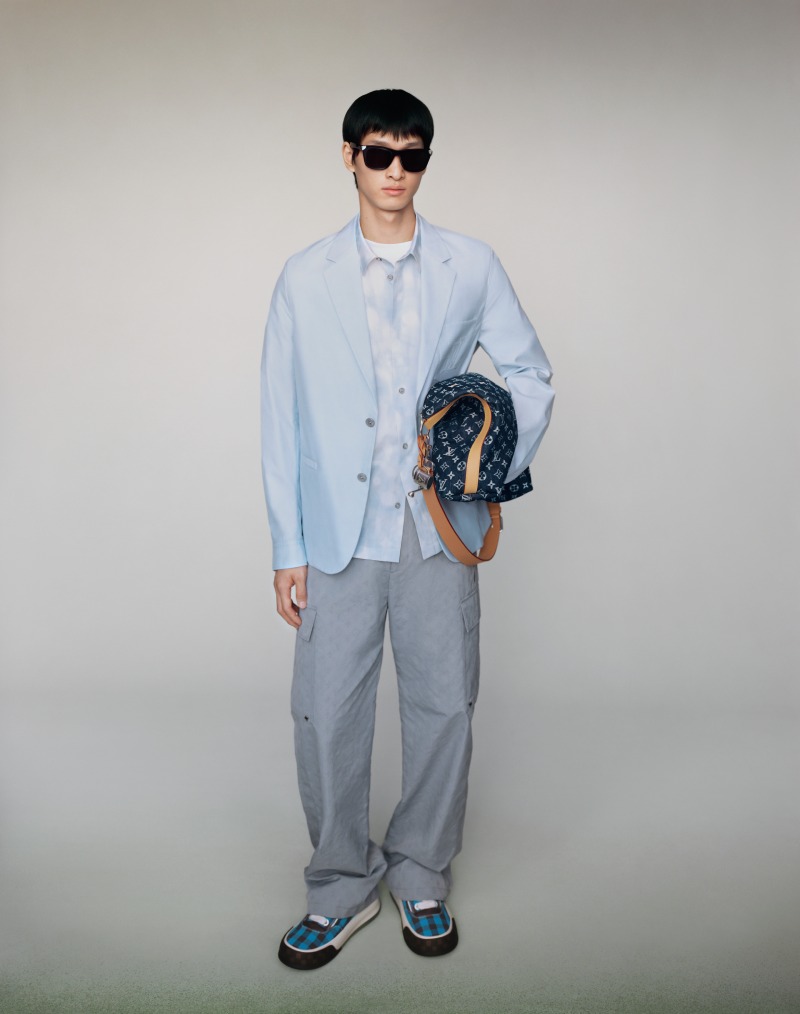 Pharrell reinventa el traje de Louis Vuitton para primavera