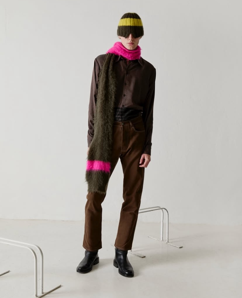 Carlota Barrera AW26: un armario heredado con sastrería