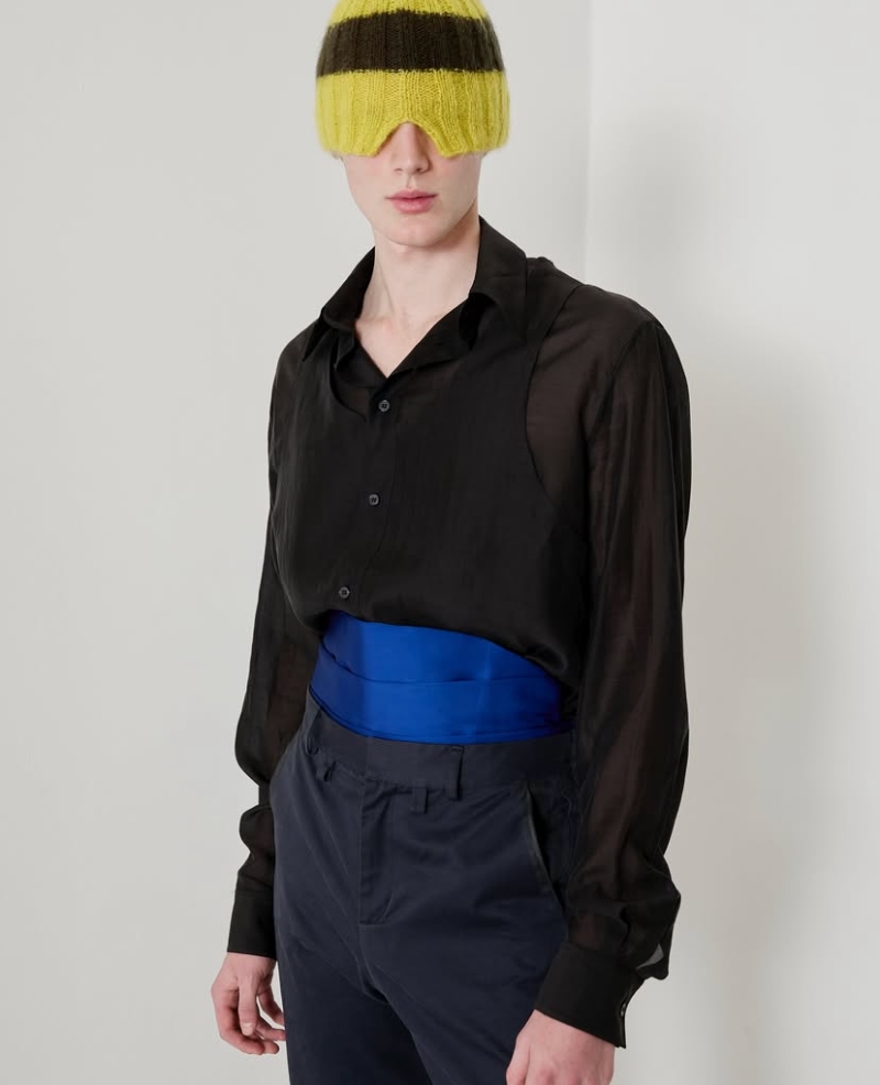 Carlota Barrera AW26: un armario heredado con sastrería