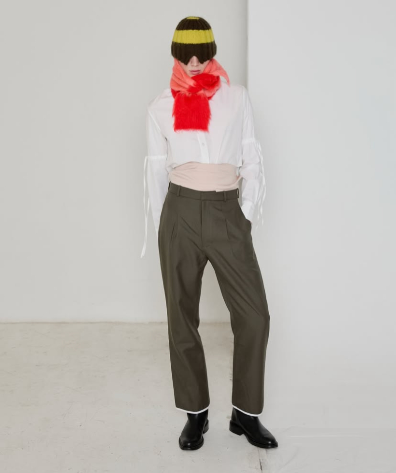 Carlota Barrera AW26: un armario heredado con sastrería