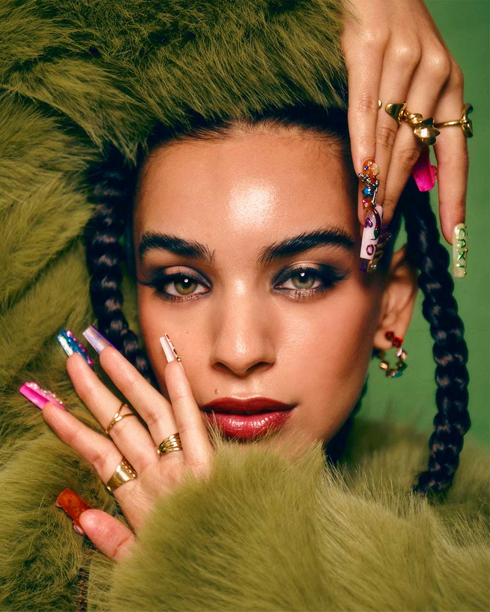 Caro Caxi es la última gran diva pop internacional