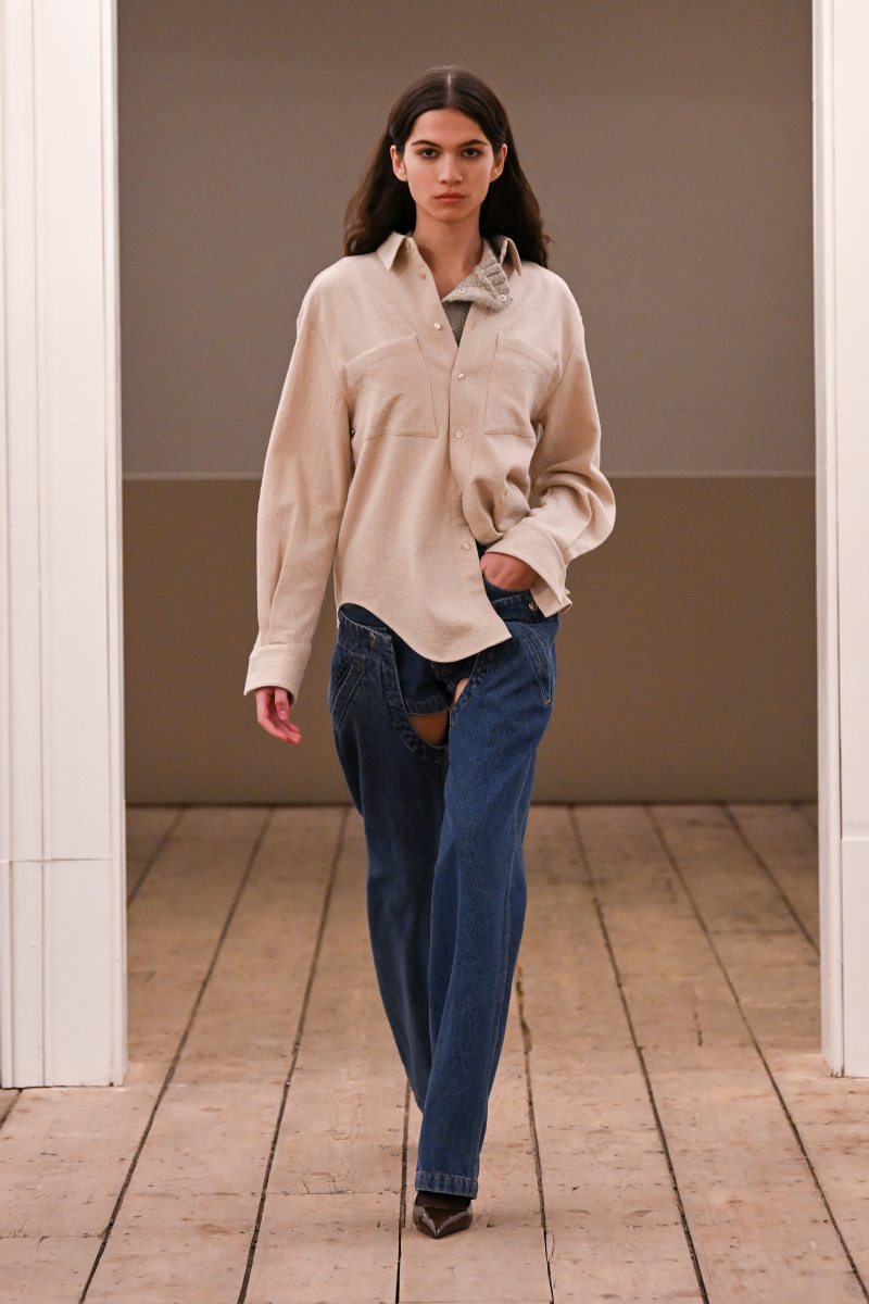 Eckhaus Latta se deja de fantasías y grandiosidad para fw26