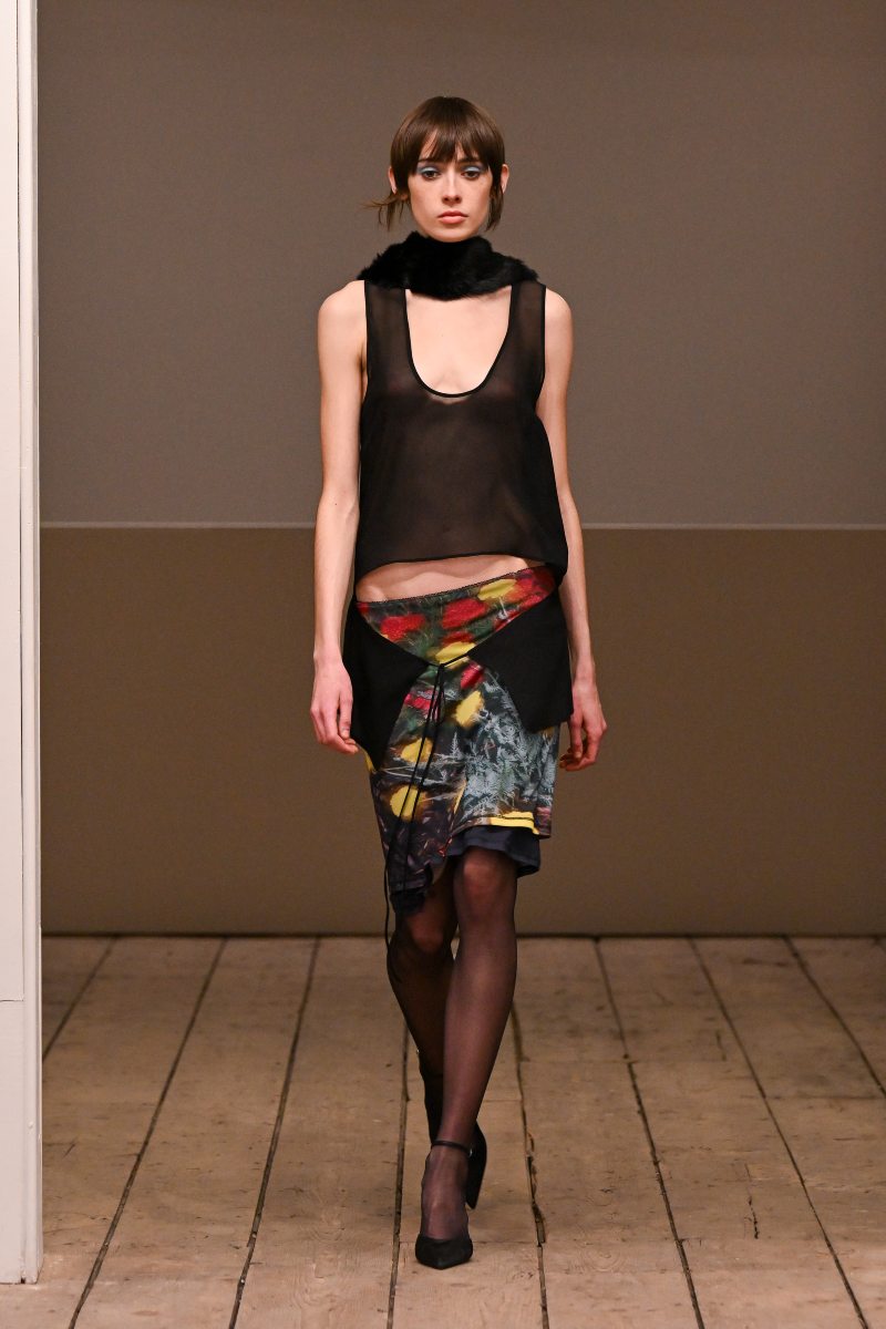 Eckhaus Latta se deja de fantasías y grandiosidad para fw26