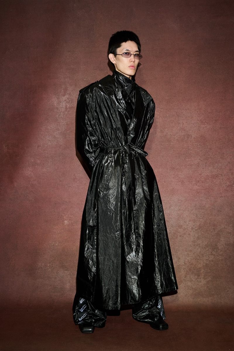 Luu Dan ahora viste al nuevo rico hortera que lo logró