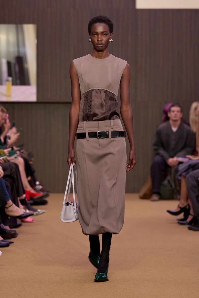 Meryll Rogge recalibra la identidad de Marni para fw26