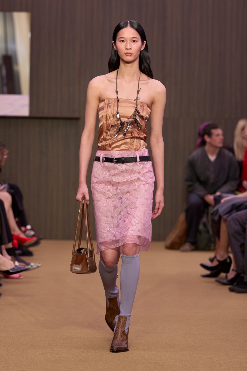 Meryll Rogge recalibra la identidad de Marni para fw26