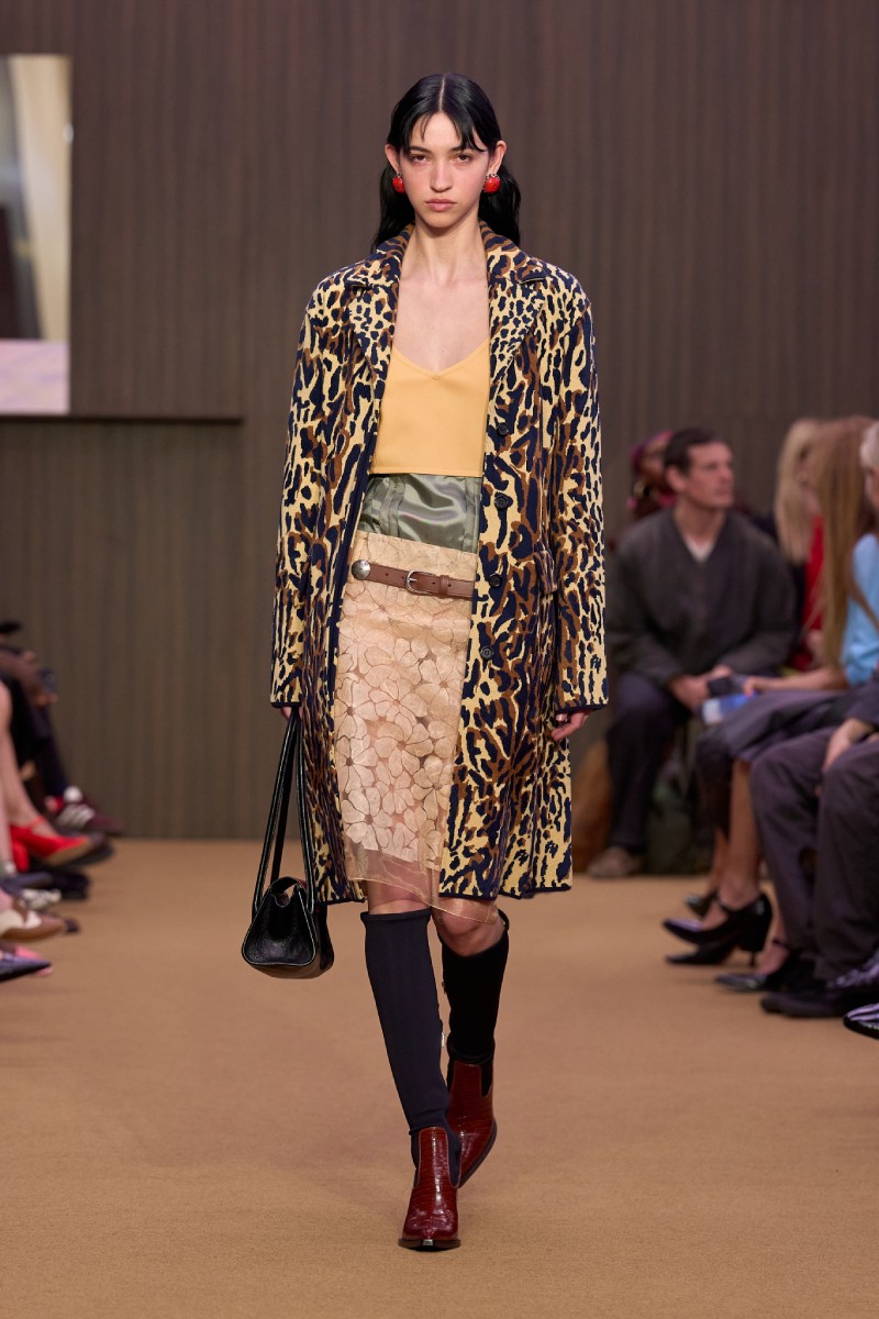 Meryll Rogge recalibra la identidad de Marni para fw26