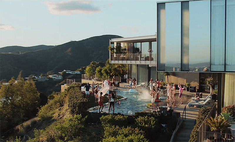 Movida Celestial, una comedia fantástica con Keanu Reeves