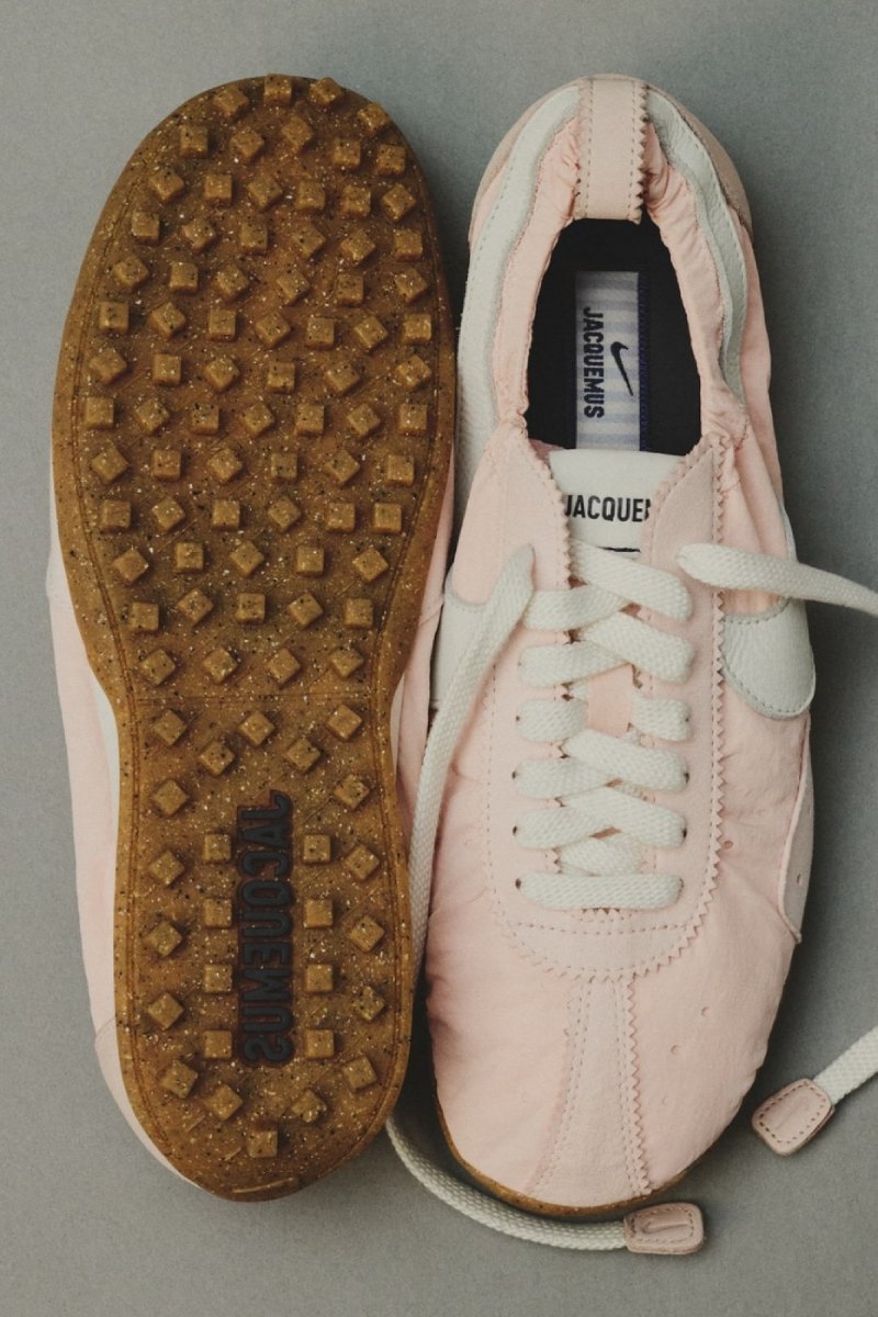 Jacquemus estrena nuevos colorways de las Nike Moon Shoes