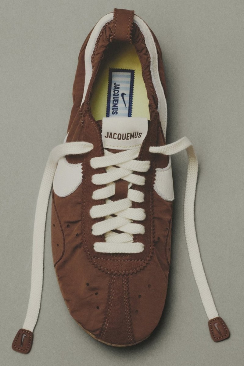 Jacquemus estrena nuevos colorways de las Nike Moon Shoes