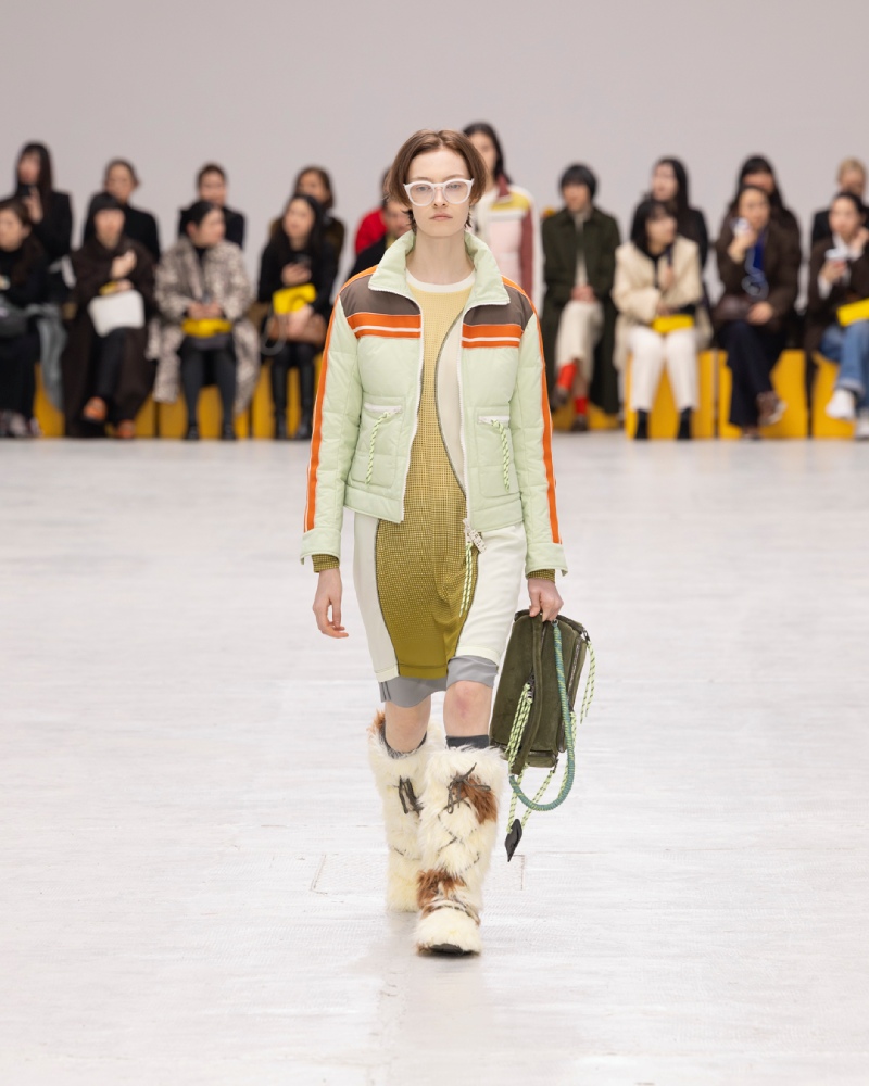 Onitsuka Tiger explora un armario liminal para fw26