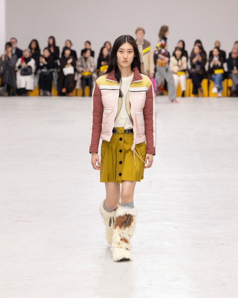 Onitsuka Tiger explora un armario liminal para fw26