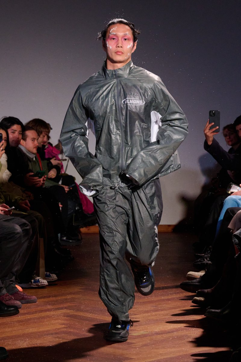 Plngns expande su armario vanguardista y upcycled para fw26