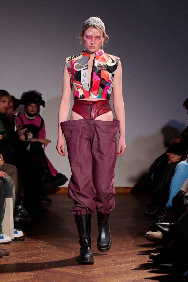 Plngns expande su armario vanguardista y upcycled para fw26