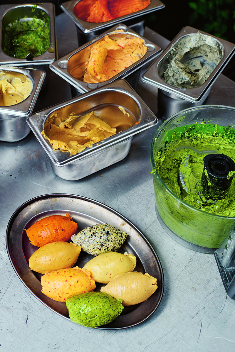 El cocinero Thomas Straker publica su libro de recetas