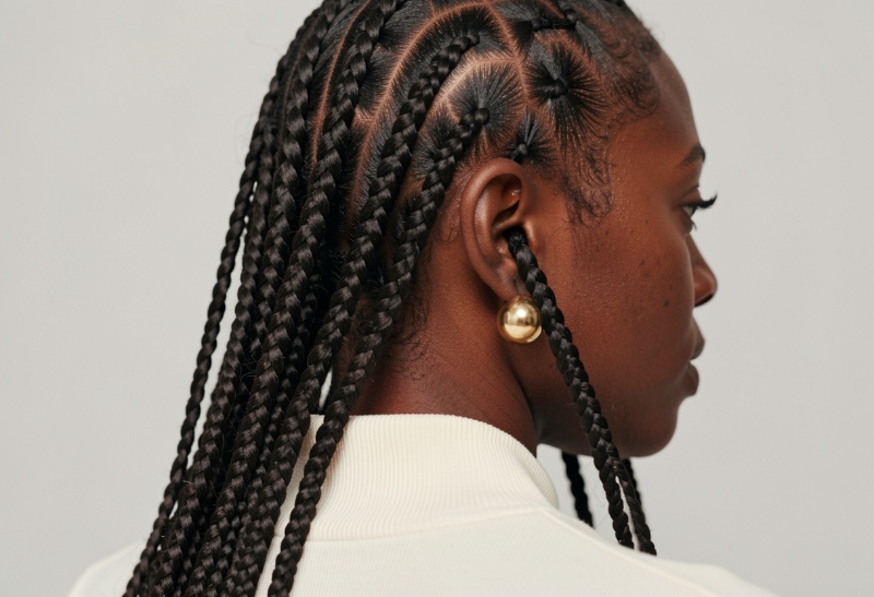 Dyson Amino, la espuma con cafeína para no perder pelo