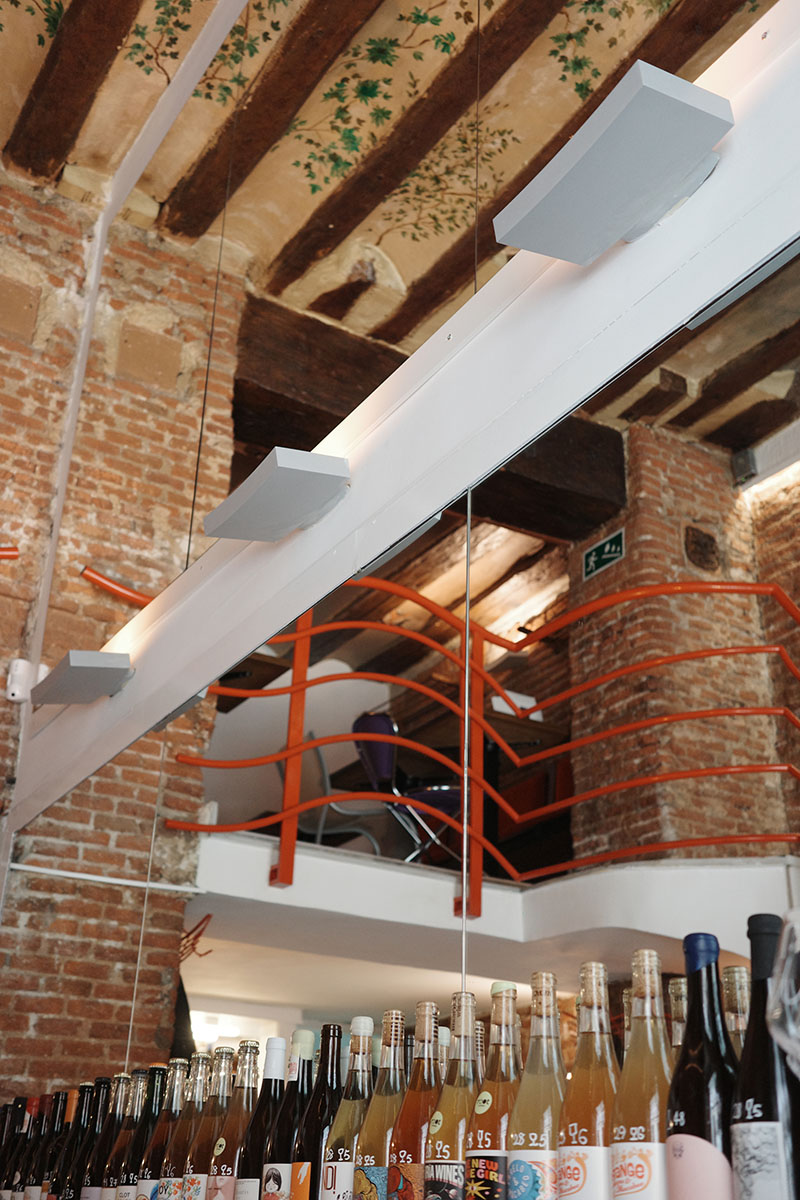 Tresiiies: el pequeño bar de vinos naturales en Ópera