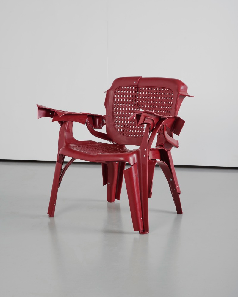 Unwanted Guest: el cuarto de Pierre Castignola en Item Idem