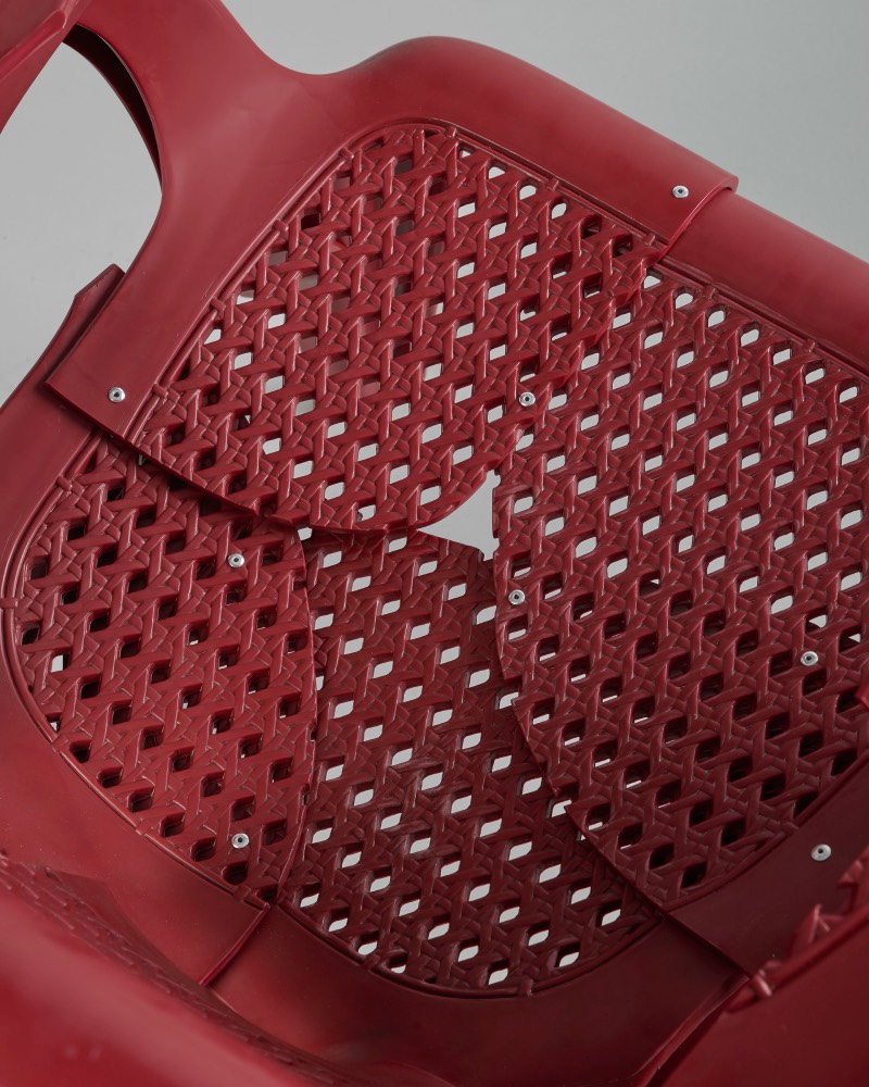 Unwanted Guest: el cuarto de Pierre Castignola en Item Idem