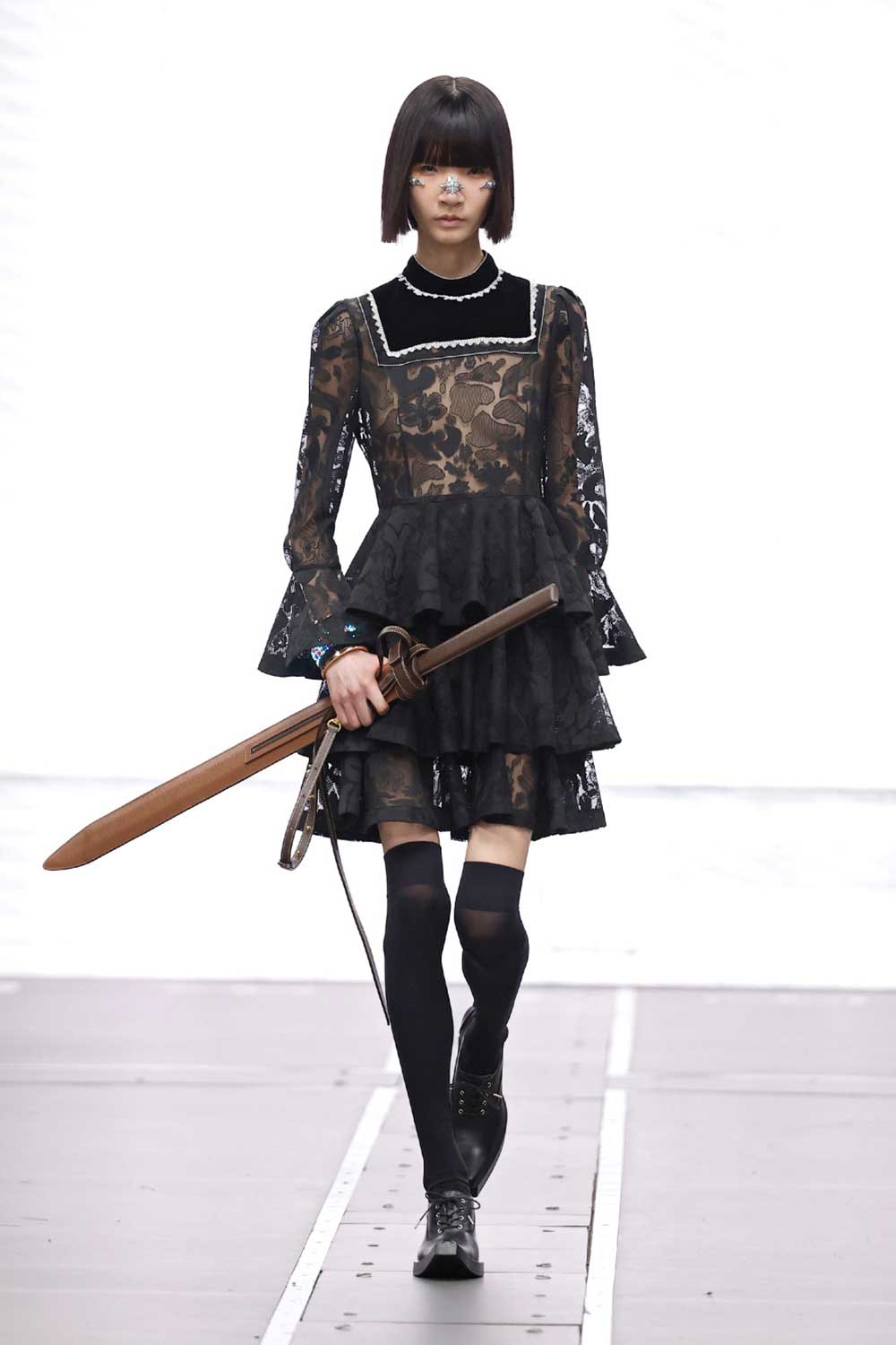 Anrealage FW26: El arte de desaparecer en París