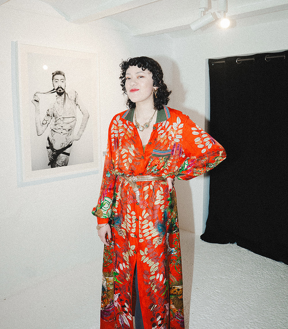 Ekdysis: cuerpos en tránsito y mutación en Corvus Blanc