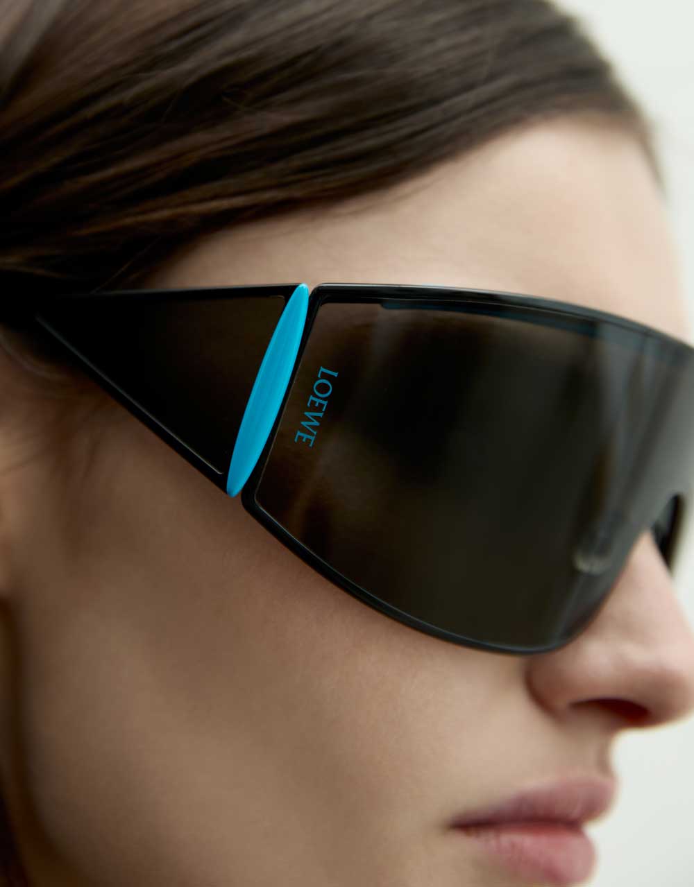 Una portada de moda muy Loewe para la primavera 2026