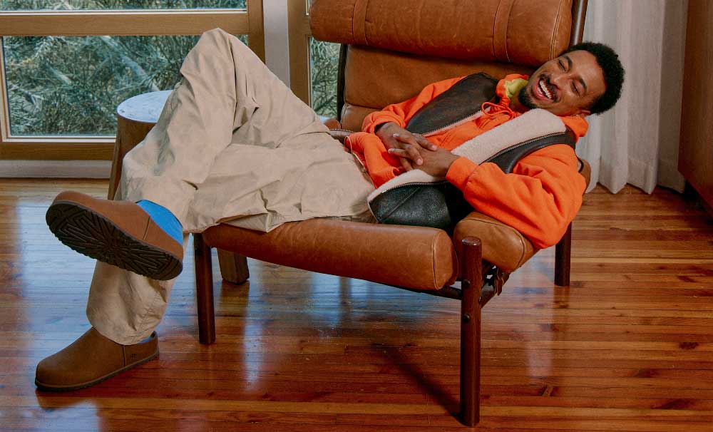 Travis Bennett y UGG: El match definitivo del lujo relax