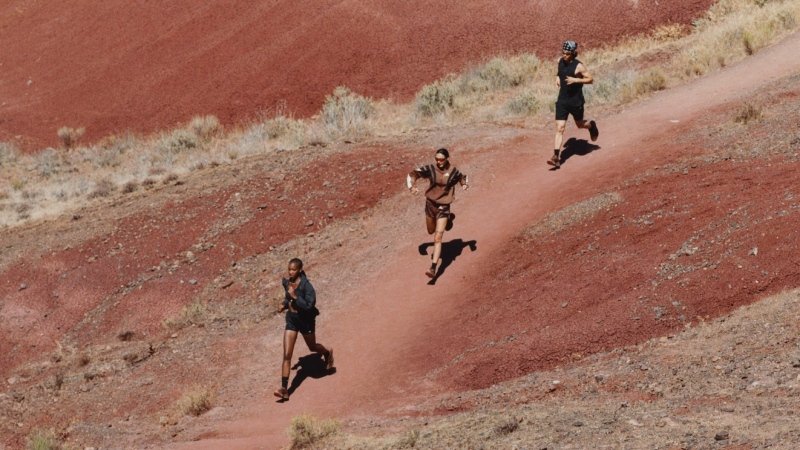 Pharrell nos invita a correr con unas zapas adidas