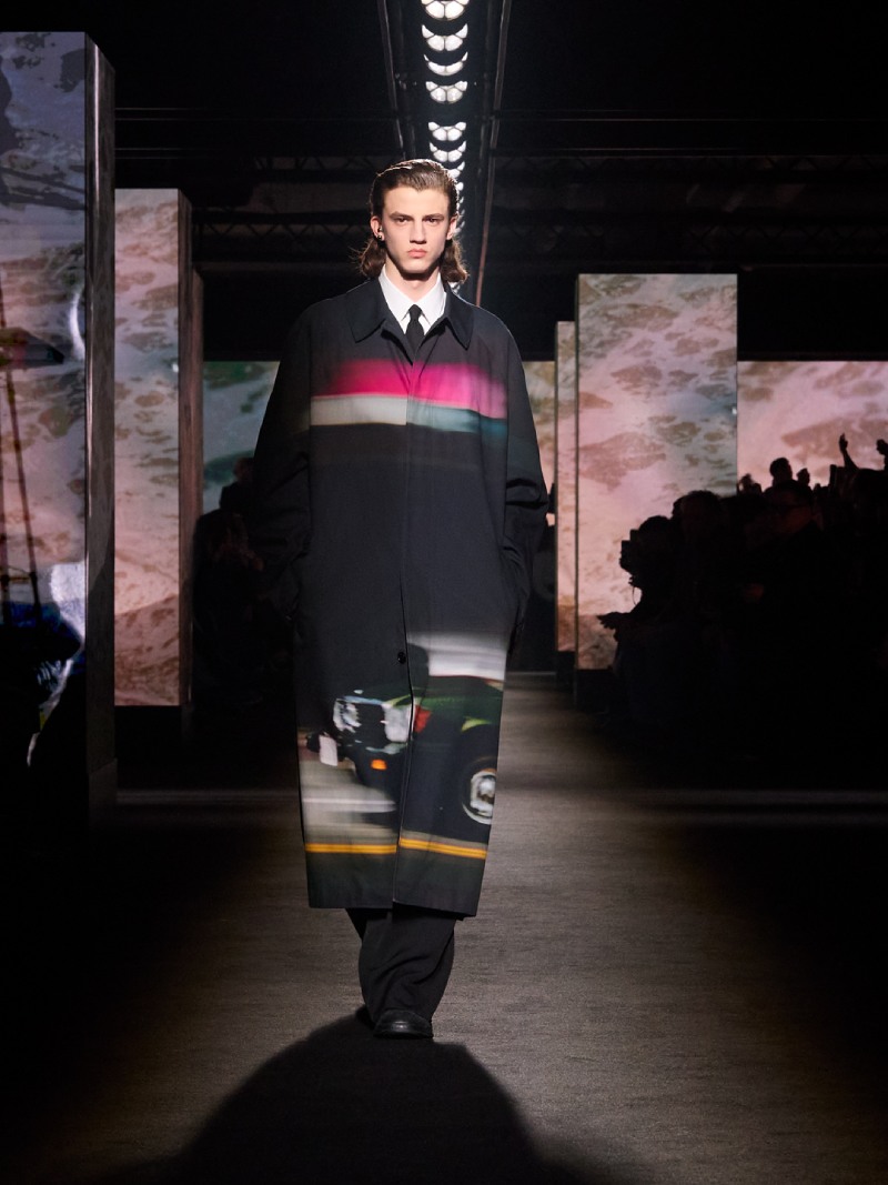 El claroscuro a través de los códigos Balenciaga para fw26