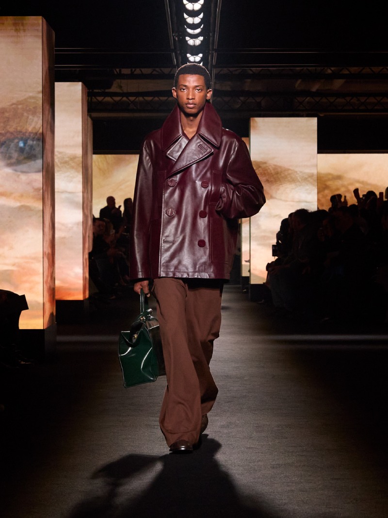 El claroscuro a través de los códigos Balenciaga para fw26