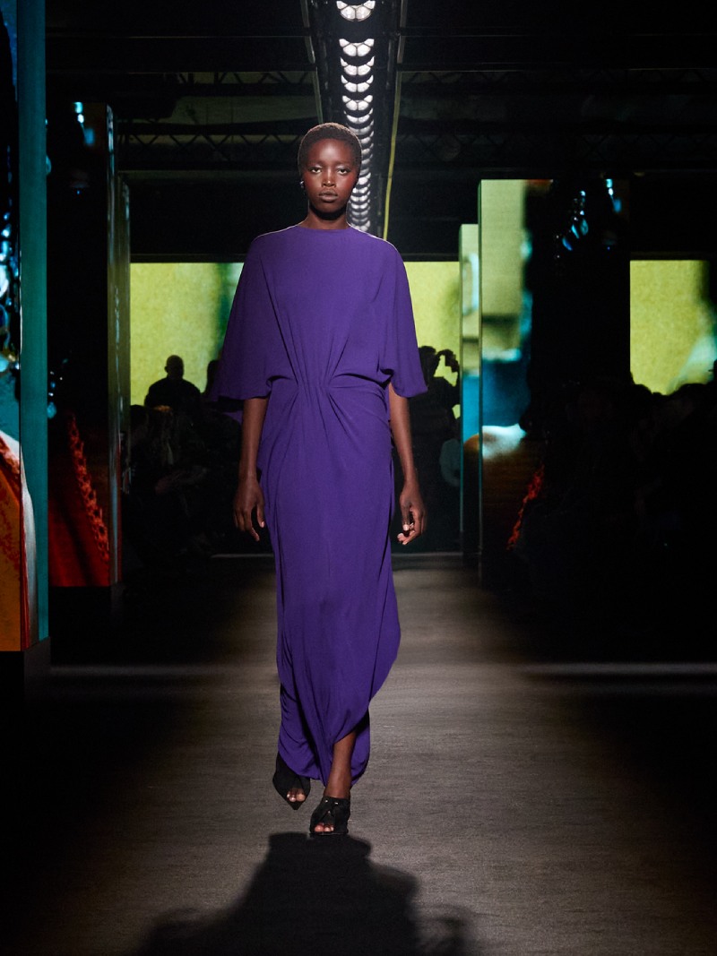 El claroscuro a través de los códigos Balenciaga para fw26