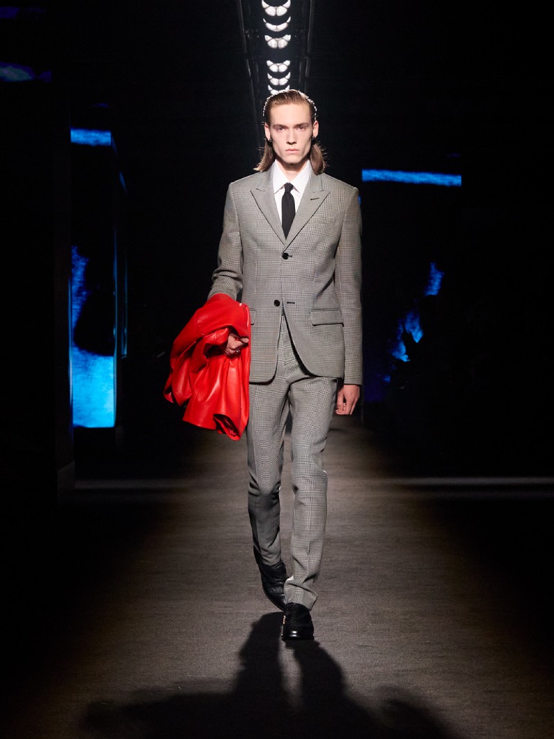 El claroscuro a través de los códigos Balenciaga para fw26