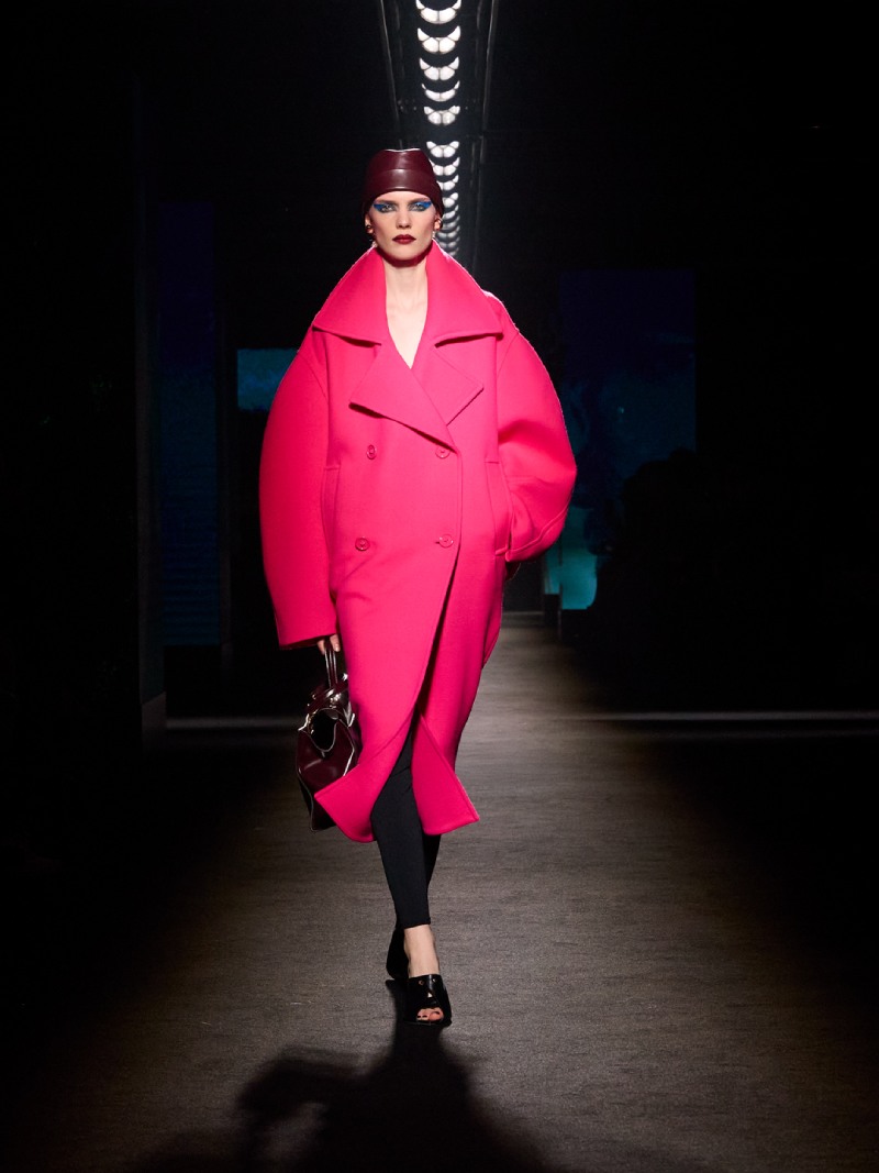 El claroscuro a través de los códigos Balenciaga para fw26