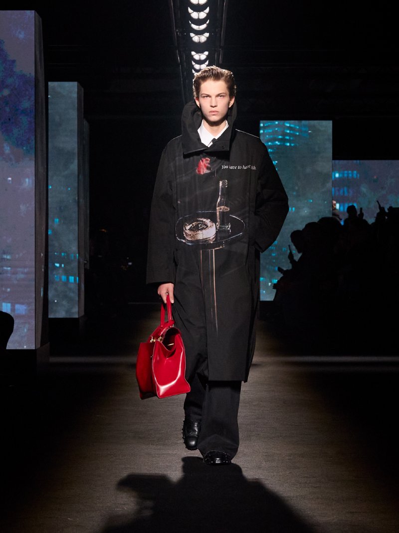 El claroscuro a través de los códigos Balenciaga para fw26