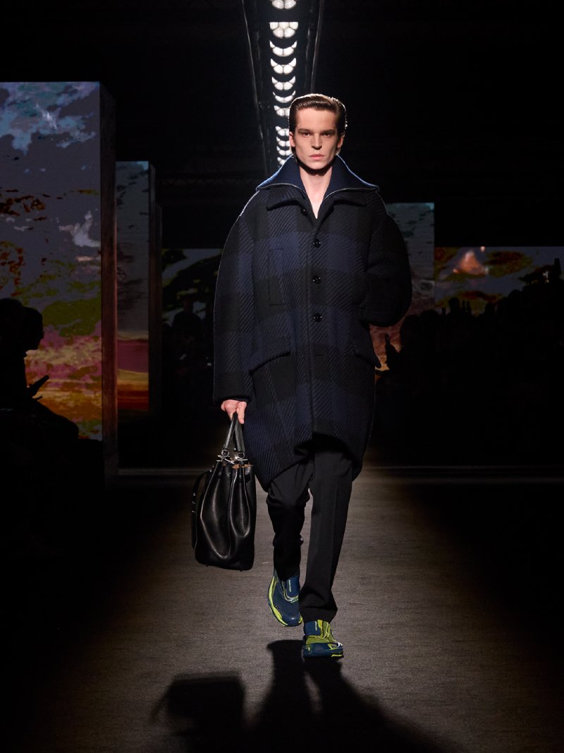 El claroscuro a través de los códigos Balenciaga para fw26