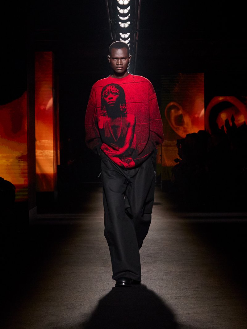 El claroscuro a través de los códigos Balenciaga para fw26