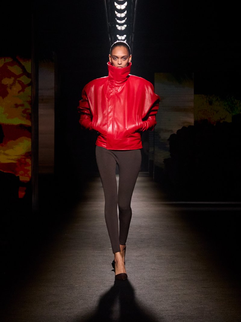 El claroscuro a través de los códigos Balenciaga para fw26