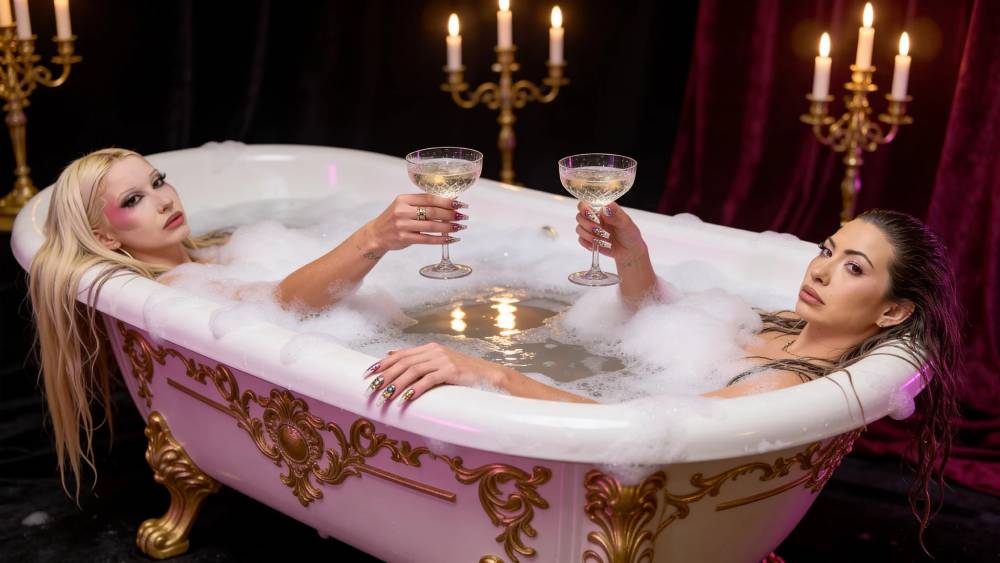 Bea Pelea y Métrika juntas lo dan todo en Agua de Tanga