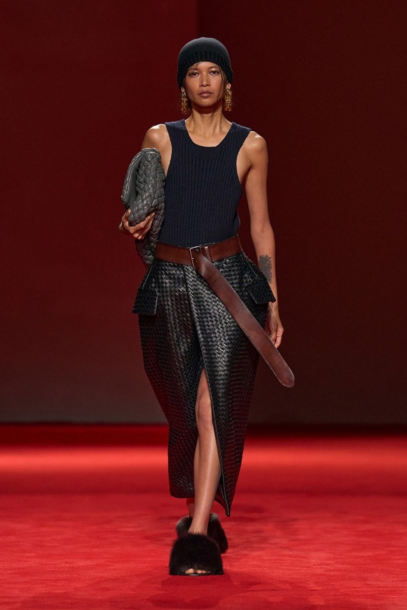Bottega Veneta nos trae brutalismo y sensualidad para fw26