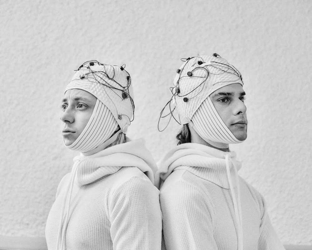 Ca7riel & Paco Amoroso se manifiestan como Free Spirits