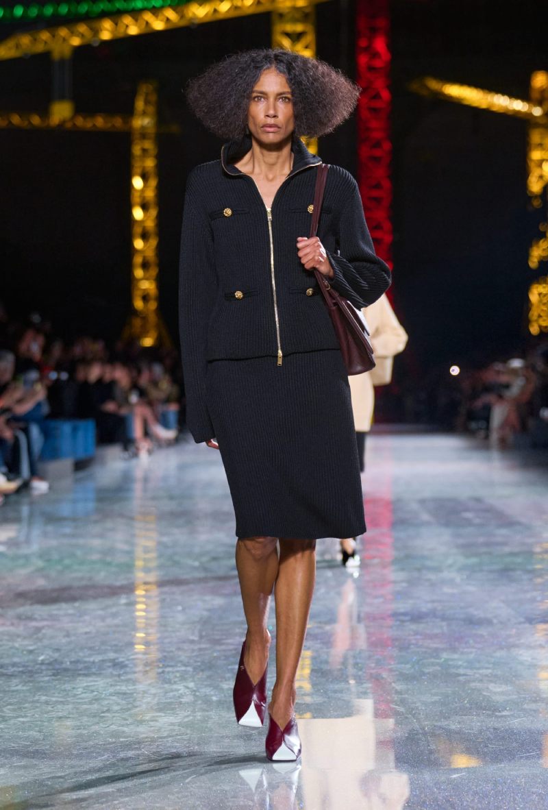 Matthieu Blazy estudia la transformación de Chanel en fw26