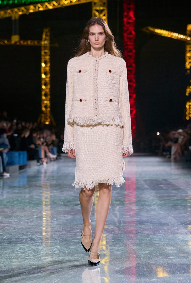 Matthieu Blazy estudia la transformación de Chanel en fw26