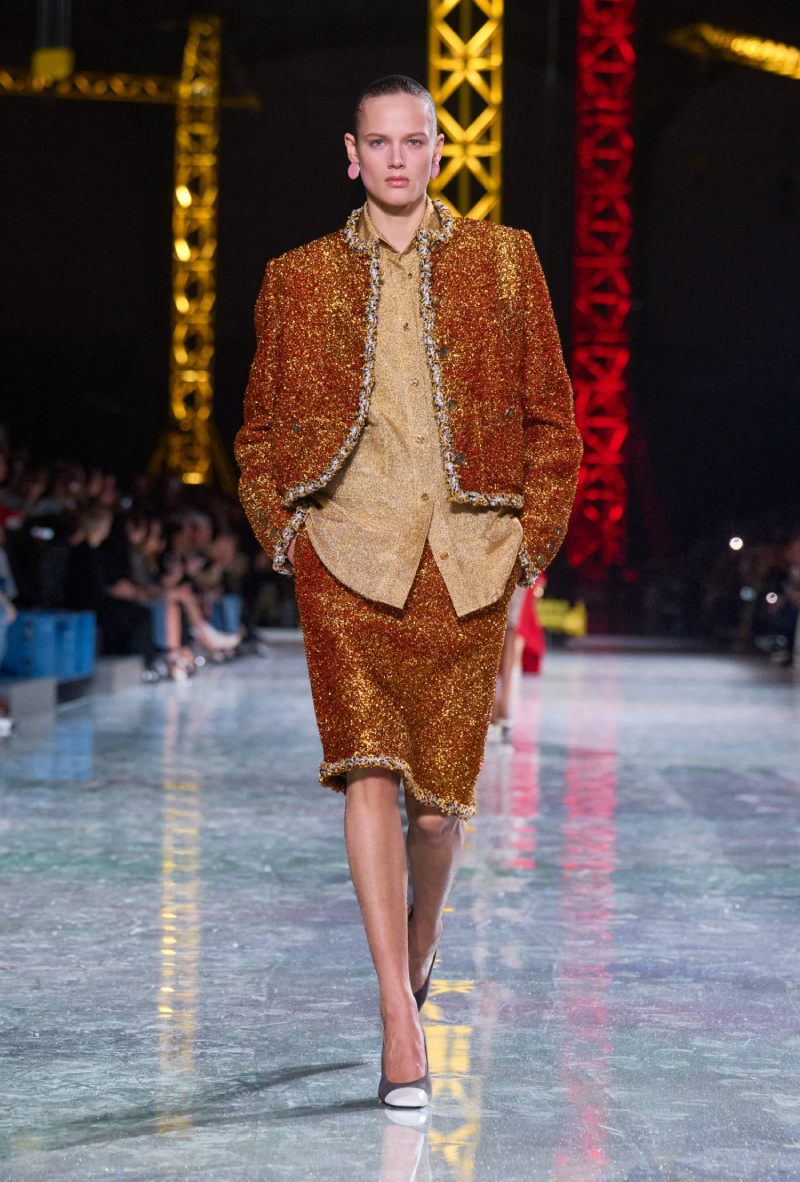 Matthieu Blazy estudia la transformación de Chanel en fw26