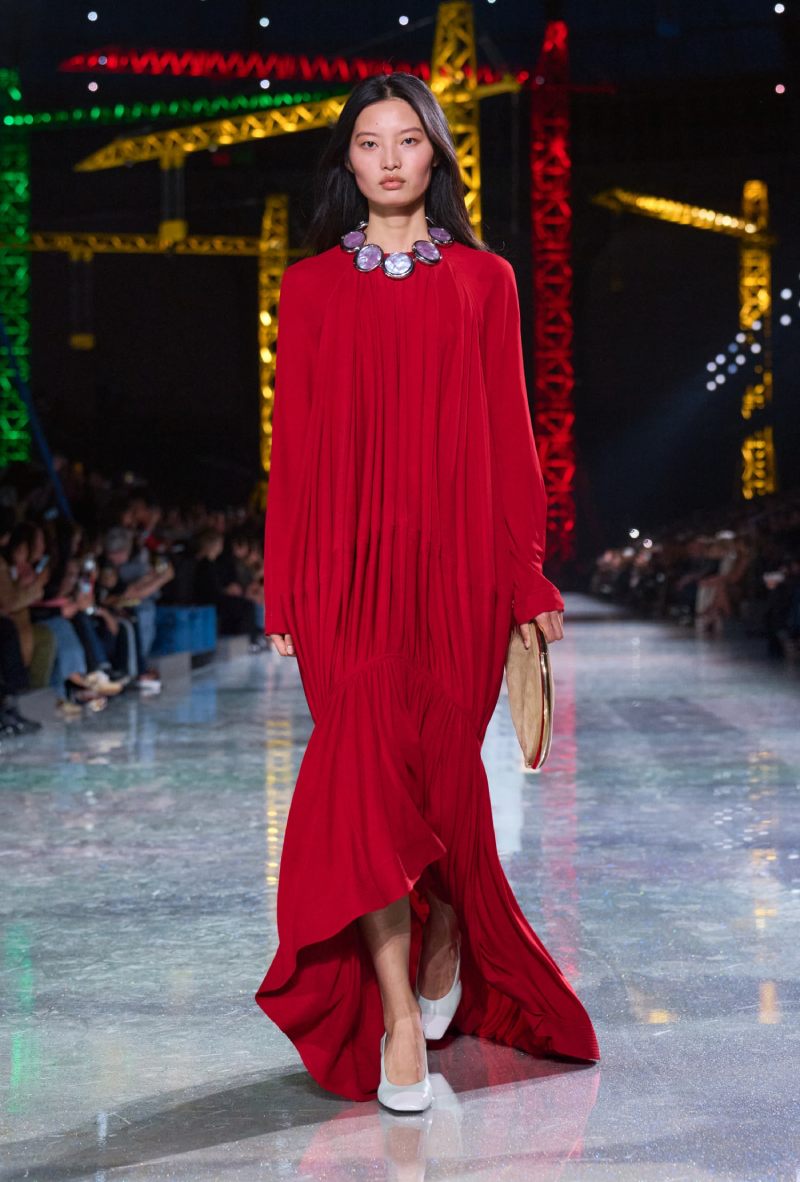 Matthieu Blazy estudia la transformación de Chanel en fw26